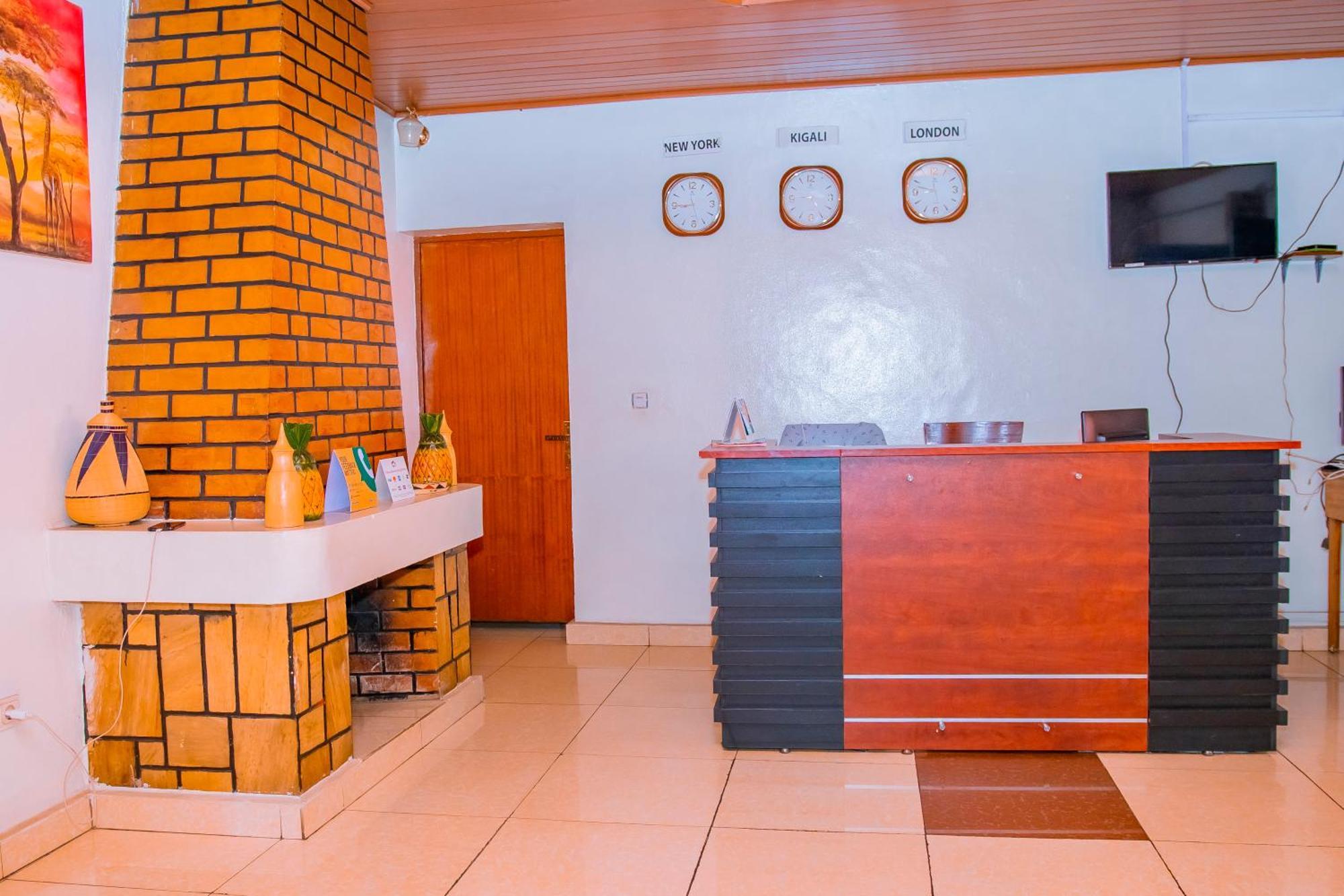 B.Maurice Guest House Kigali Exterior foto